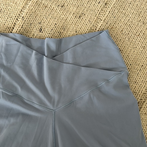 Aerie Real Me 5" Crossover Biker Shorts - Picture 2 of 3